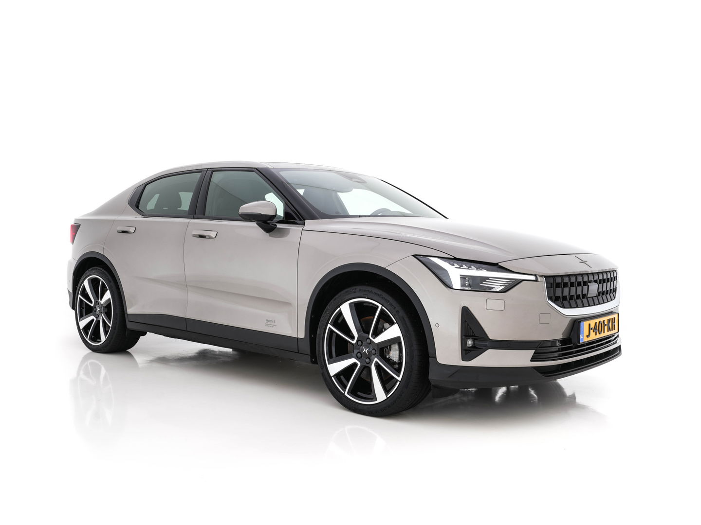 Polestar 2 Long Range Dual Motor Launch Edition 78kWh [ 3-Fase ] (INCL-BTW) *PANO | HARMAN/KARDON-AUDIO | FULL-LED | TOPVIEW | BLINDSPOT |  KEYLESS | MEMORY-PACK | ADAPT.CRUISE | CARPLAY | HEATED-SPORTSEATS | DIGI-COCKPIT | 20"ALU*