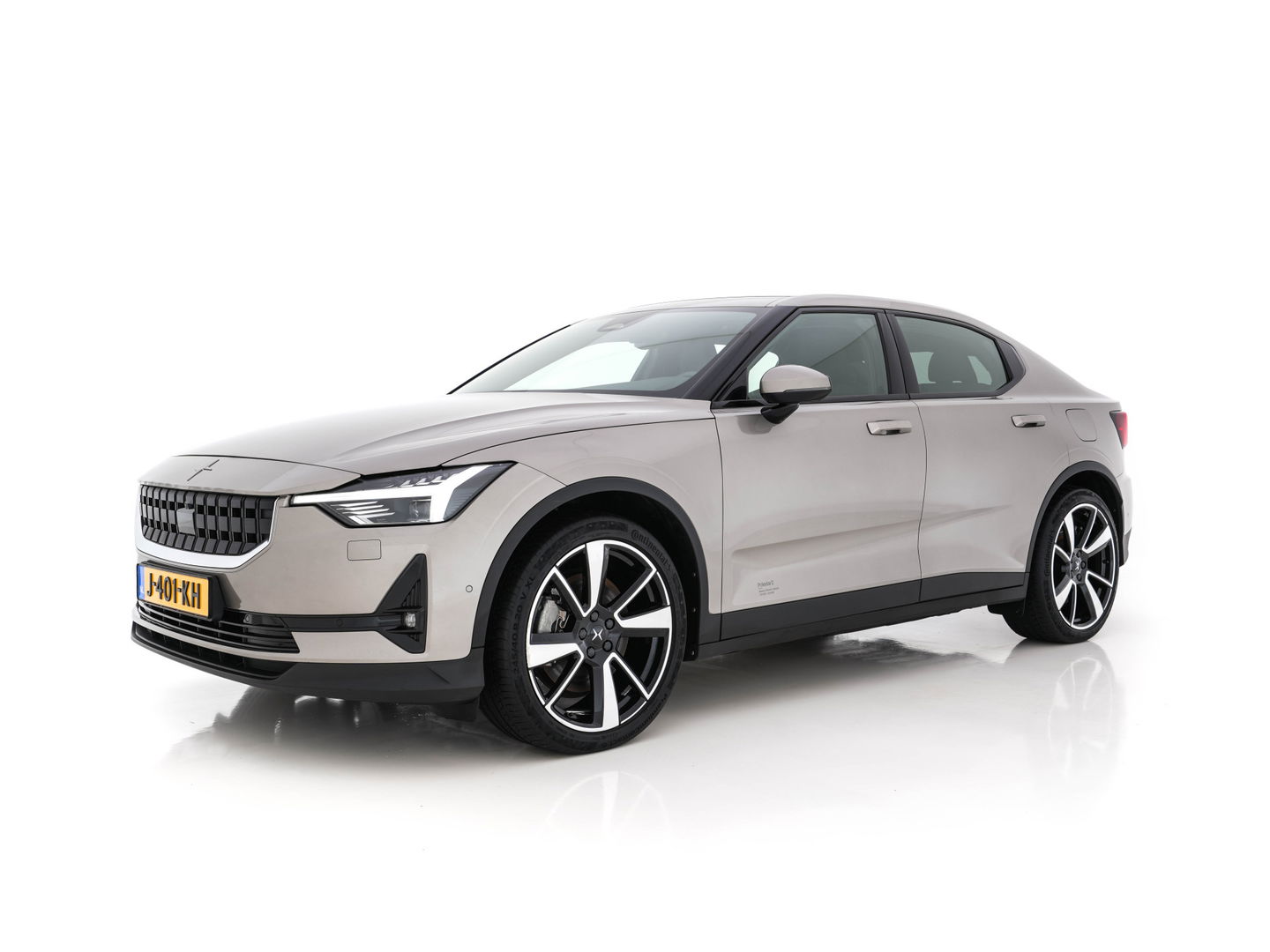 Polestar 2 Long Range Dual Motor Launch Edition 78kWh [ 3-Fase ] (INCL-BTW) *PANO | HARMAN/KARDON-AUDIO | FULL-LED | TOPVIEW | BLINDSPOT |  KEYLESS | MEMORY-PACK | ADAPT.CRUISE | CARPLAY | HEATED-SPORTSEATS | DIGI-COCKPIT | 20"ALU*