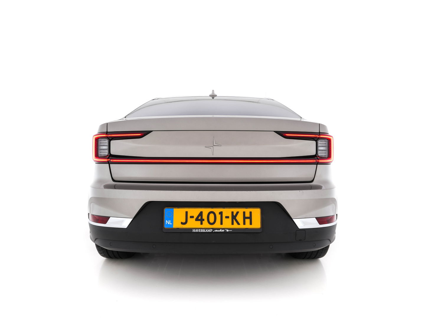 Polestar 2 Long Range Dual Motor Launch Edition 78kWh [ 3-Fase ] (INCL-BTW) *PANO | HARMAN/KARDON-AUDIO | FULL-LED | TOPVIEW | BLINDSPOT |  KEYLESS | MEMORY-PACK | ADAPT.CRUISE | CARPLAY | HEATED-SPORTSEATS | DIGI-COCKPIT | 20"ALU*