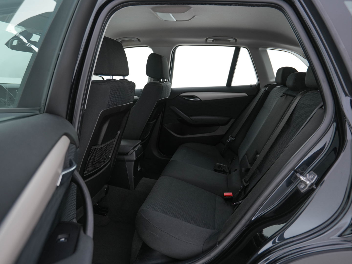 BMW X1 sDrive18d High Executive Aut. *NAVI-FULLMAP | ECC | PDC | CRUISE | COMFORT-SEATS | 17"ALU*
