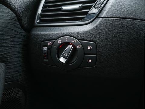 BMW X1 sDrive18d High Executive Aut. *NAVI-FULLMAP | ECC | PDC | CRUISE | COMFORT-SEATS | 17"ALU*
