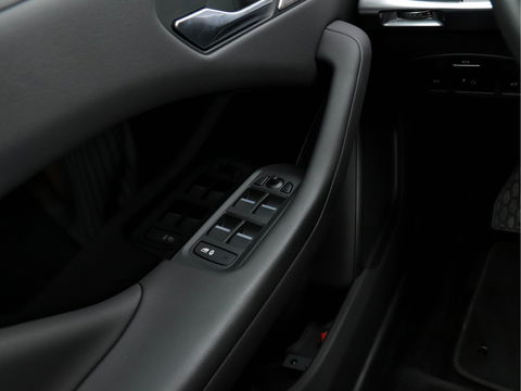 Jaguar I-PACE EV400 S 90 kWh AWD (INCL-BTW) *FULL-LED | LUXURY-LEATHER | NAVI-FULLMAP | CAMERA | KEYLESS | MERIDIAN-AUDIO | CRUISE | WIFI | CARPLAY | DIGI-COCKPIT | DAB | HEATED/COOLED-SPORT-SEATS | ECC | PDC | 18"ALU*