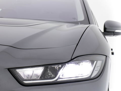 Jaguar I-PACE EV400 S 90 kWh AWD (INCL-BTW) *FULL-LED | LUXURY-LEATHER | NAVI-FULLMAP | CAMERA | KEYLESS | MERIDIAN-AUDIO | CRUISE | WIFI | CARPLAY | DIGI-COCKPIT | DAB | HEATED/COOLED-SPORT-SEATS | ECC | PDC | 18"ALU*