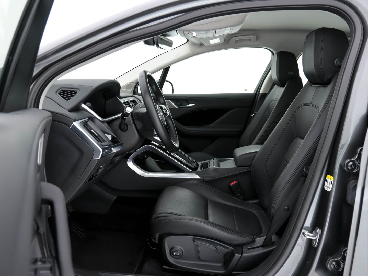 Jaguar I-PACE EV400 S 90 kWh AWD (INCL-BTW) *FULL-LED | LUXURY-LEATHER | NAVI-FULLMAP | CAMERA | KEYLESS | MERIDIAN-AUDIO | CRUISE | WIFI | CARPLAY | DIGI-COCKPIT | DAB | HEATED/COOLED-SPORT-SEATS | ECC | PDC | 18"ALU*