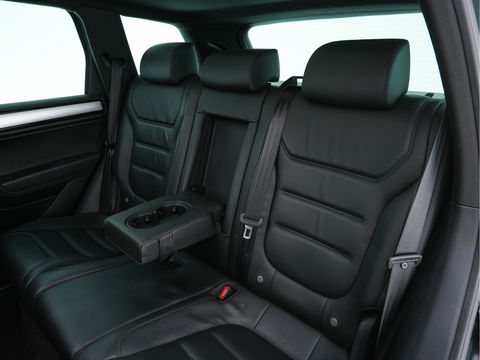 Volkswagen Touareg 3.0 TDI R-line-Pack Chrome-Pack Aut. *PANO | FULL-LEATHER | NAVI-FULLMAP | XENON | DYNAUDIO | MEMORY-PACK | ECC | SHIFT-PADDLES | PDC | DAB | COMFORT-SEATS | 21"ALU*