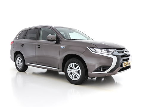 Mitsubishi Outlander 2.0 PHEV Pure AWD (INCL-BTW) *MICRO-LEATHER | NAVI-FULLMAP | KEYLESS | DAB | CAMERA | ECC | PDC | CRUISE | APP.CONNECT*