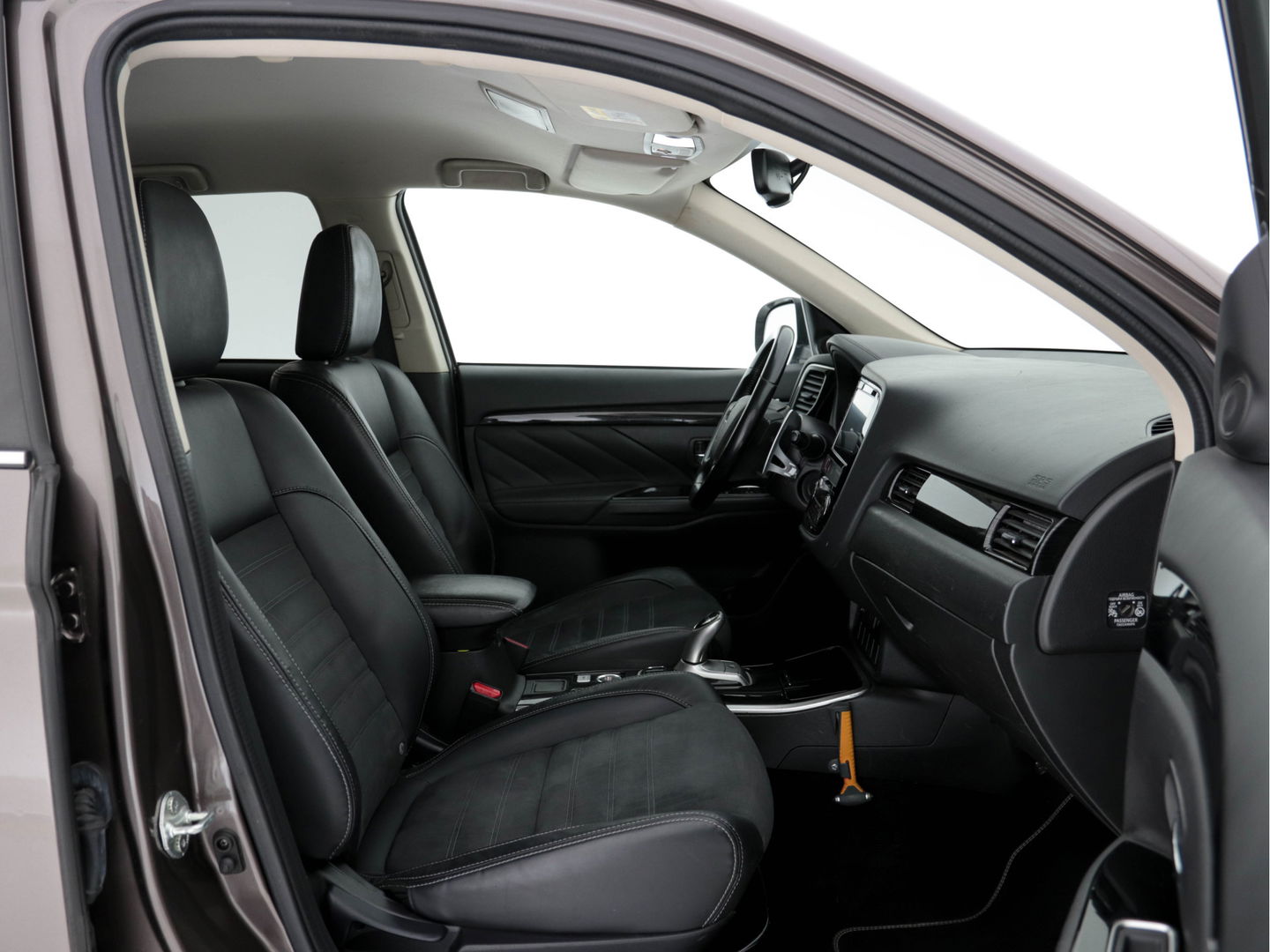 Mitsubishi Outlander 2.0 PHEV Pure AWD (INCL-BTW) *MICRO-LEATHER | NAVI-FULLMAP | KEYLESS | DAB | CAMERA | ECC | PDC | CRUISE | APP.CONNECT*