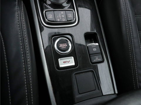 Mitsubishi Outlander 2.0 PHEV Pure AWD (INCL-BTW)  *MICRO-LEATHER | NAVI-FULLMAP | KEYLESS | DAB | CAMERA | ECC | PDC | CRUISE | APP.CONNECT*