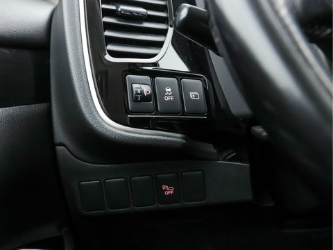 Mitsubishi Outlander 2.0 PHEV Pure AWD (INCL-BTW)  *MICRO-LEATHER | NAVI-FULLMAP | KEYLESS | DAB | CAMERA | ECC | PDC | CRUISE | APP.CONNECT*