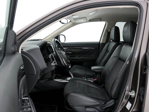 Mitsubishi Outlander 2.0 PHEV Pure AWD (INCL-BTW)  *MICRO-LEATHER | NAVI-FULLMAP | KEYLESS | DAB | CAMERA | ECC | PDC | CRUISE | APP.CONNECT*