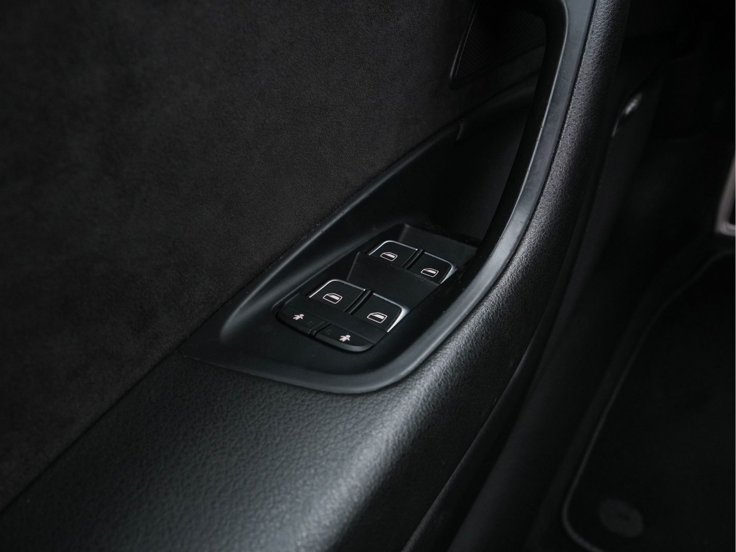 Audi A6 Avant 3.0 TDI Quattro Premium-Edition 3x-S-Line Sport-Pack-Plus Aut. *PANO | NAVI-FULLMAP | LEATHER-ALCANTARA | BI-XENON | BOSE-SURROUND-SOUND | DAB | CAMERA | ECC | PDC | CRUISE*