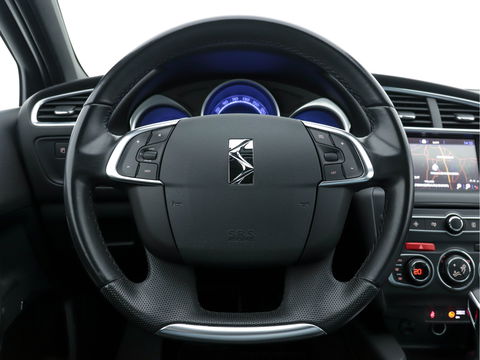 DS DS 4 Crossback 1.6 BlueHDi Business-Pack AUT. *NAVI-FULMAP | XENON | LEATHER-ALCANTARA | DAB | ECC | PDC | CRUISE | KEYLESS*