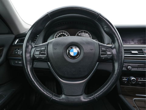 BMW 7 Serie 730d High Executive Aut. *PANO | ACC | BI-XENON | DAKOTA-FULL-LEATHER | CAMERA | MEMORY-PACK | NAVI-FULLMAP| ECC | PDC | COMFORT-SEATS | LANE-ASSIST | SOFT-CLOSE | AMBIENT-LIGHT | HUD*