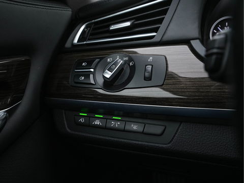 BMW 7 Serie 730d High Executive Aut. *PANO | ACC | BI-XENON | DAKOTA-FULL-LEATHER | CAMERA | MEMORY-PACK | NAVI-FULLMAP| ECC | PDC | COMFORT-SEATS | LANE-ASSIST | SOFT-CLOSE | AMBIENT-LIGHT | HUD*