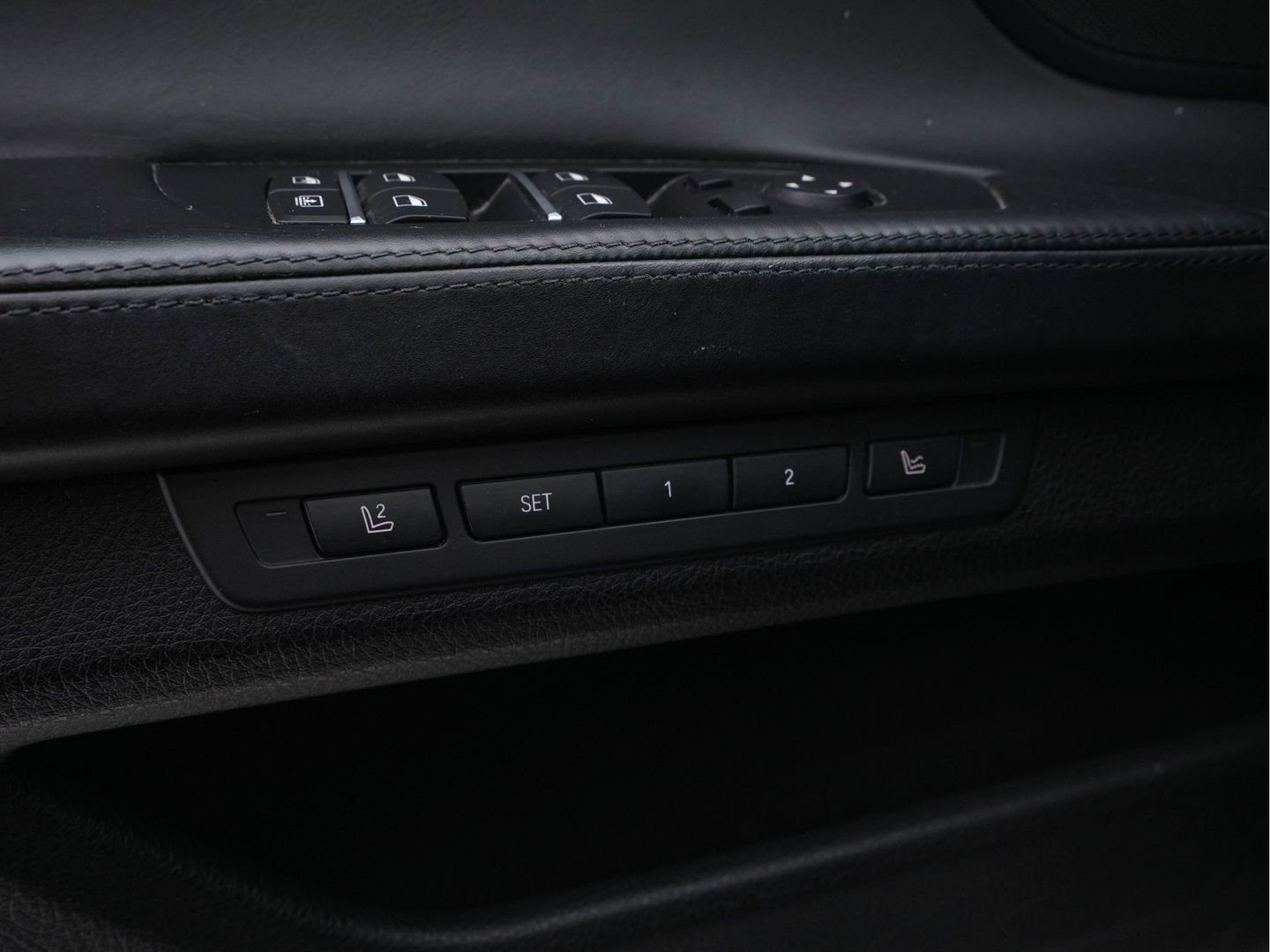 BMW 7 Serie 730d High Executive Aut. *PANO | ACC | BI-XENON | DAKOTA-FULL-LEATHER | CAMERA | MEMORY-PACK | NAVI-FULLMAP| ECC | PDC | COMFORT-SEATS | LANE-ASSIST | SOFT-CLOSE | AMBIENT-LIGHT | HUD*