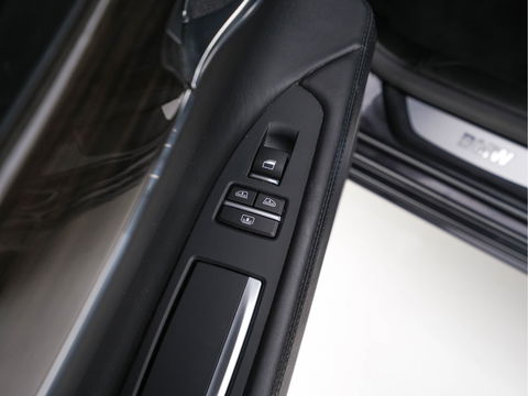 BMW 7 Serie 730d High Executive Aut. *PANO | ACC | BI-XENON | DAKOTA-FULL-LEATHER | CAMERA | MEMORY-PACK | NAVI-FULLMAP| ECC | PDC | COMFORT-SEATS | LANE-ASSIST | SOFT-CLOSE | AMBIENT-LIGHT | HUD*