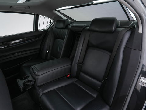 BMW 7 Serie 730d High Executive Aut. *PANO | ACC | BI-XENON | DAKOTA-FULL-LEATHER | CAMERA | MEMORY-PACK | NAVI-FULLMAP| ECC | PDC | COMFORT-SEATS | LANE-ASSIST | SOFT-CLOSE | AMBIENT-LIGHT | HUD*