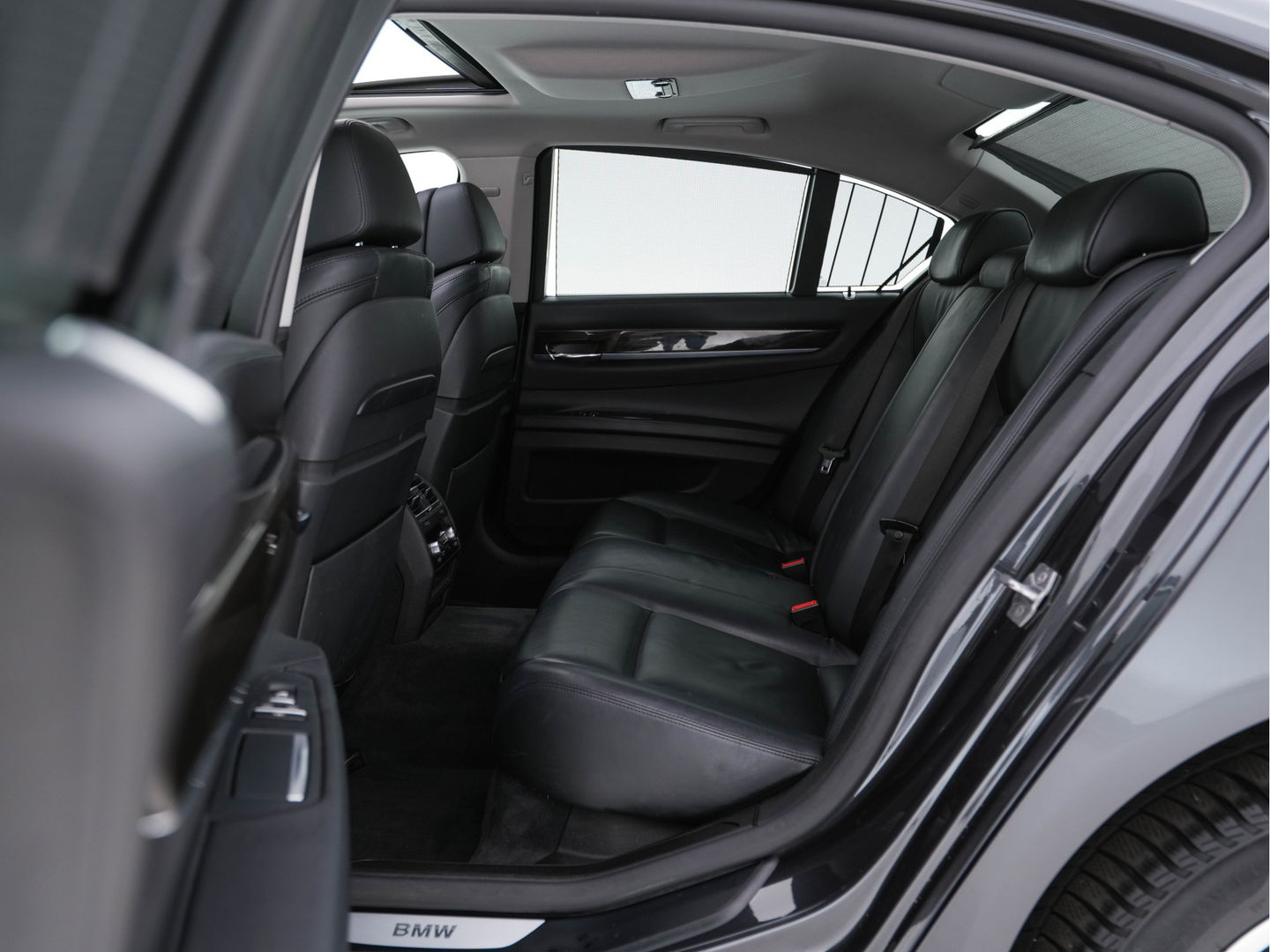 BMW 7 Serie 730d High Executive Aut. *PANO | ACC | BI-XENON | DAKOTA-FULL-LEATHER | CAMERA | MEMORY-PACK | NAVI-FULLMAP| ECC | PDC | COMFORT-SEATS | LANE-ASSIST | SOFT-CLOSE | AMBIENT-LIGHT | HUD*