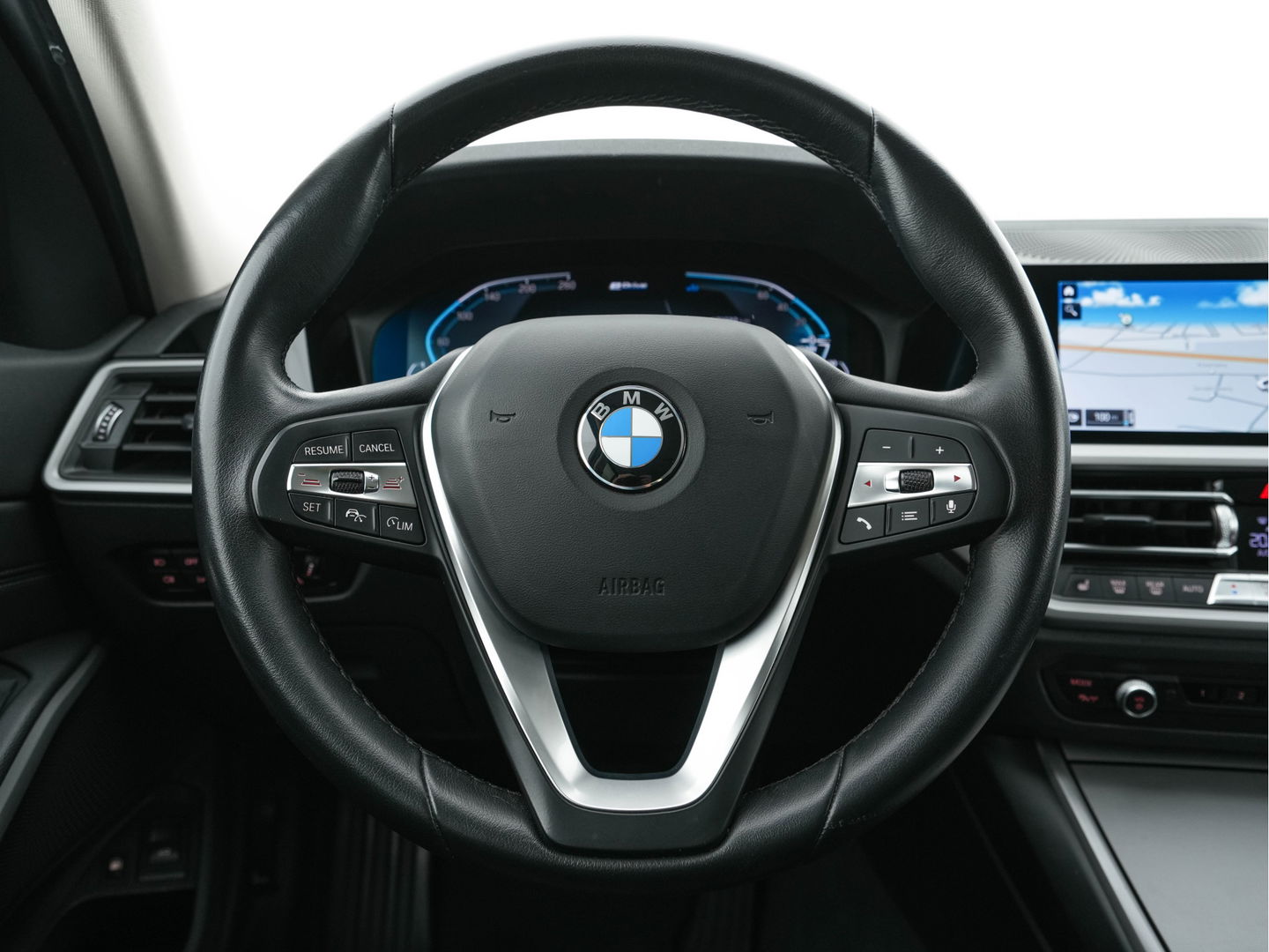 BMW 3 Serie Touring 330e (INCL-BTW) *VERNASCA-FULL-LEATHER | NAVI-FULLMAP |  DIGI-COCKPIT | FULL-LED | DAB | ECC | PDC | ADAPTIVE-CRUISE | SPORT-SEATS | 17"ALU*