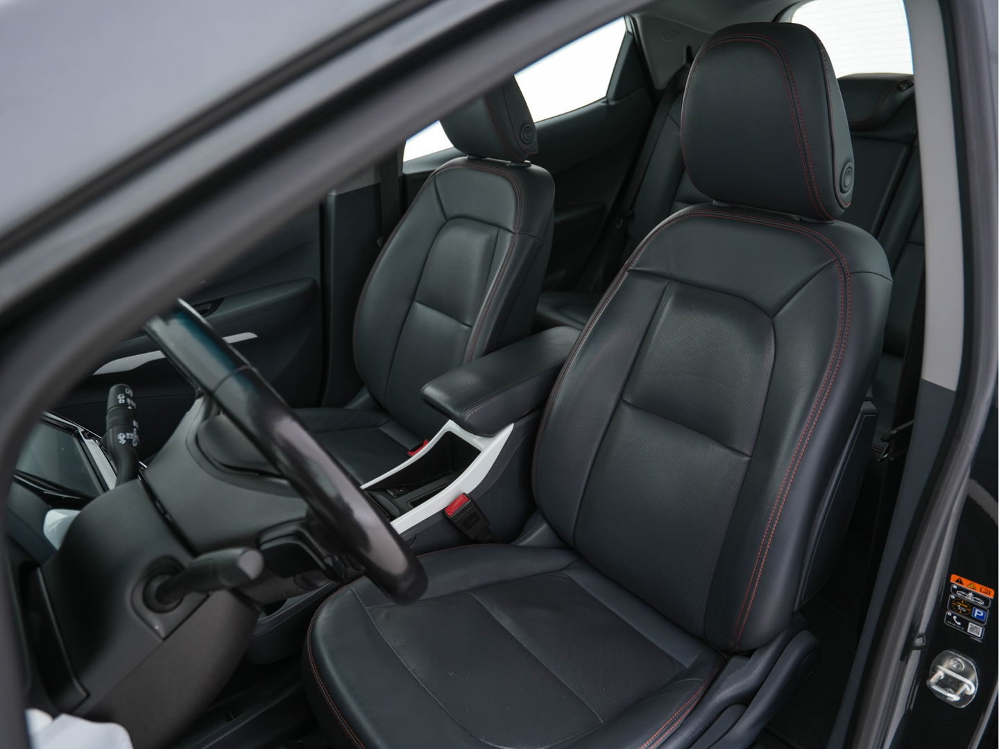 Opel Ampera-E Business Executive 60 kWh (INCL-BTW) *FULL-LEATHER | BOSE-AUDIO | FULL-LED | CCS-FASTLOADER | DAB | NAVI-FULLMAP | APP-CONNECT | CRUISE | LANE-ASSIST | DIGI-COCKPIT | COMFORT-SEATS | AMBIENT-LIGHT |  17"ALU*
