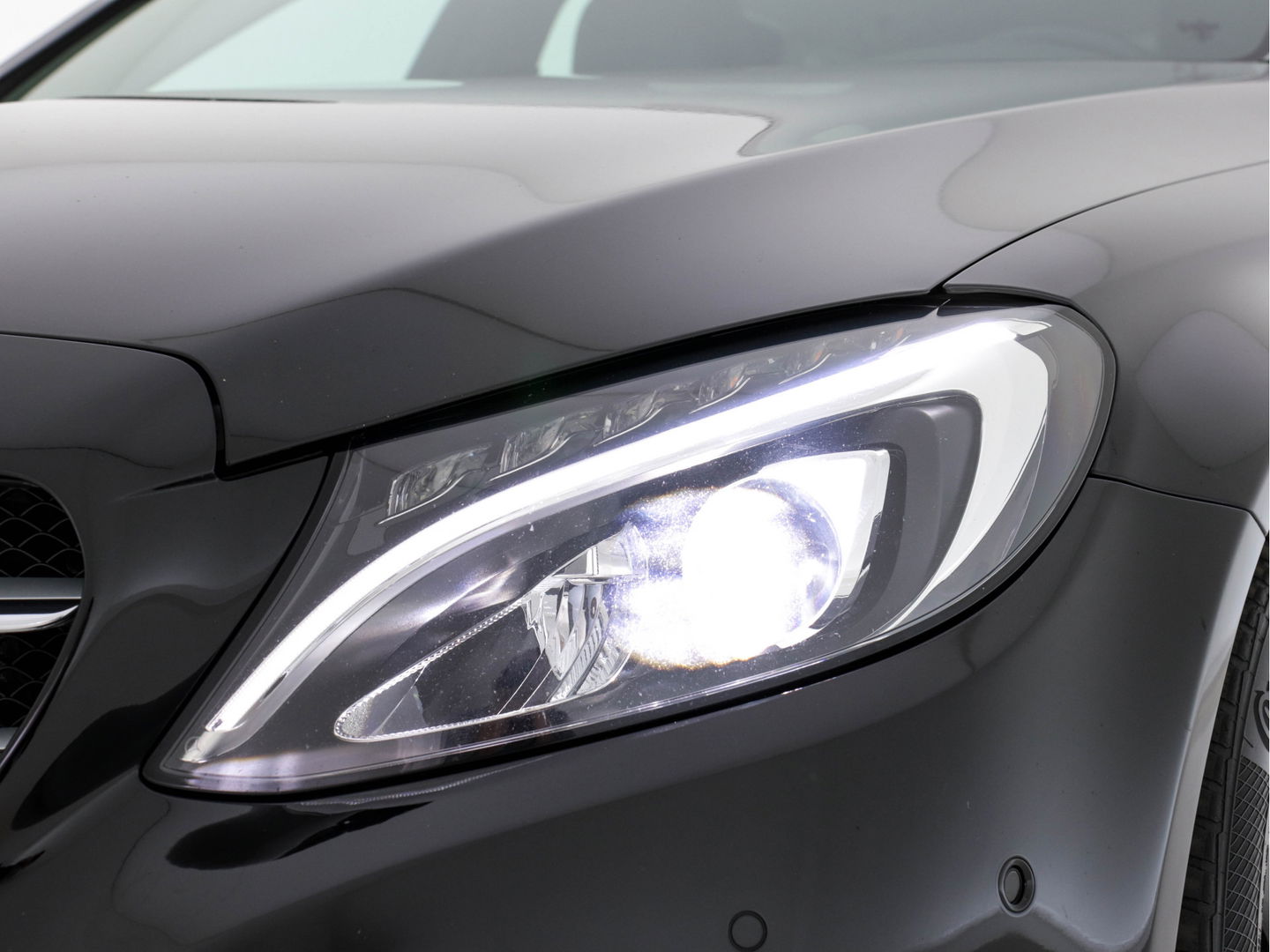Mercedes-Benz C-Klasse Estate 350 e (HYBRID ACCU DEFECT) Avantgarde-Pack Aut *NAVI-FULLMAP | FULL-LED | 1/2-LEATHER | CAMERA | AIRMATIC | ECC | PDC | CRUISE | SPORT-SEATS | 17"ALU*
