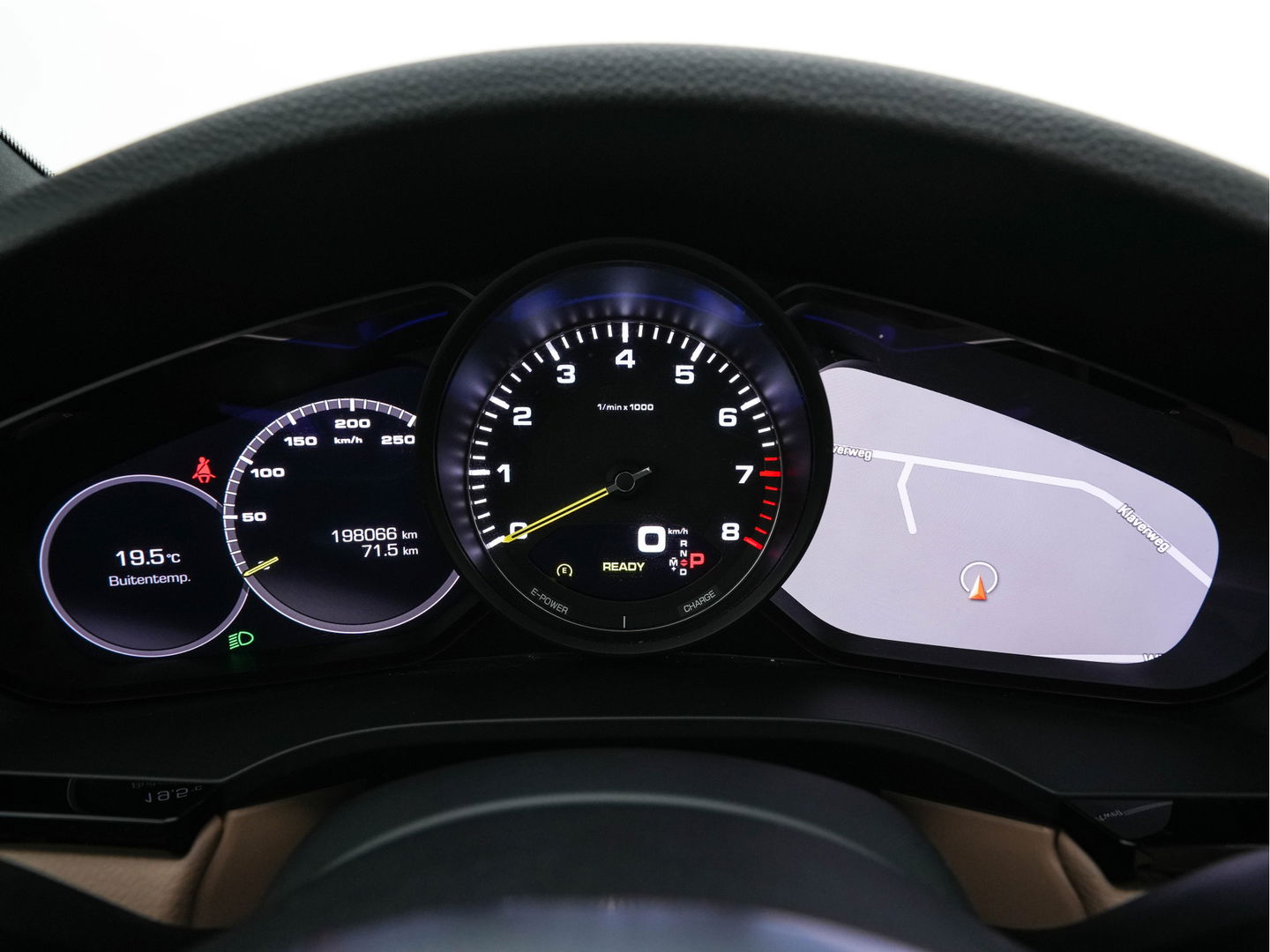 Porsche Cayenne 3.0 E-Hybrid Sport-Chrono-Pack (INCL-BTW) *PANO | NAPPA-LEATHER | FULL-LED | BOSE-SURROUND | MEMORY-PACK | AIR-SUPENSION | NAVI-FULLMAP | CAMERA | DAB+ | SPORT-SEATS | 22''ALU*