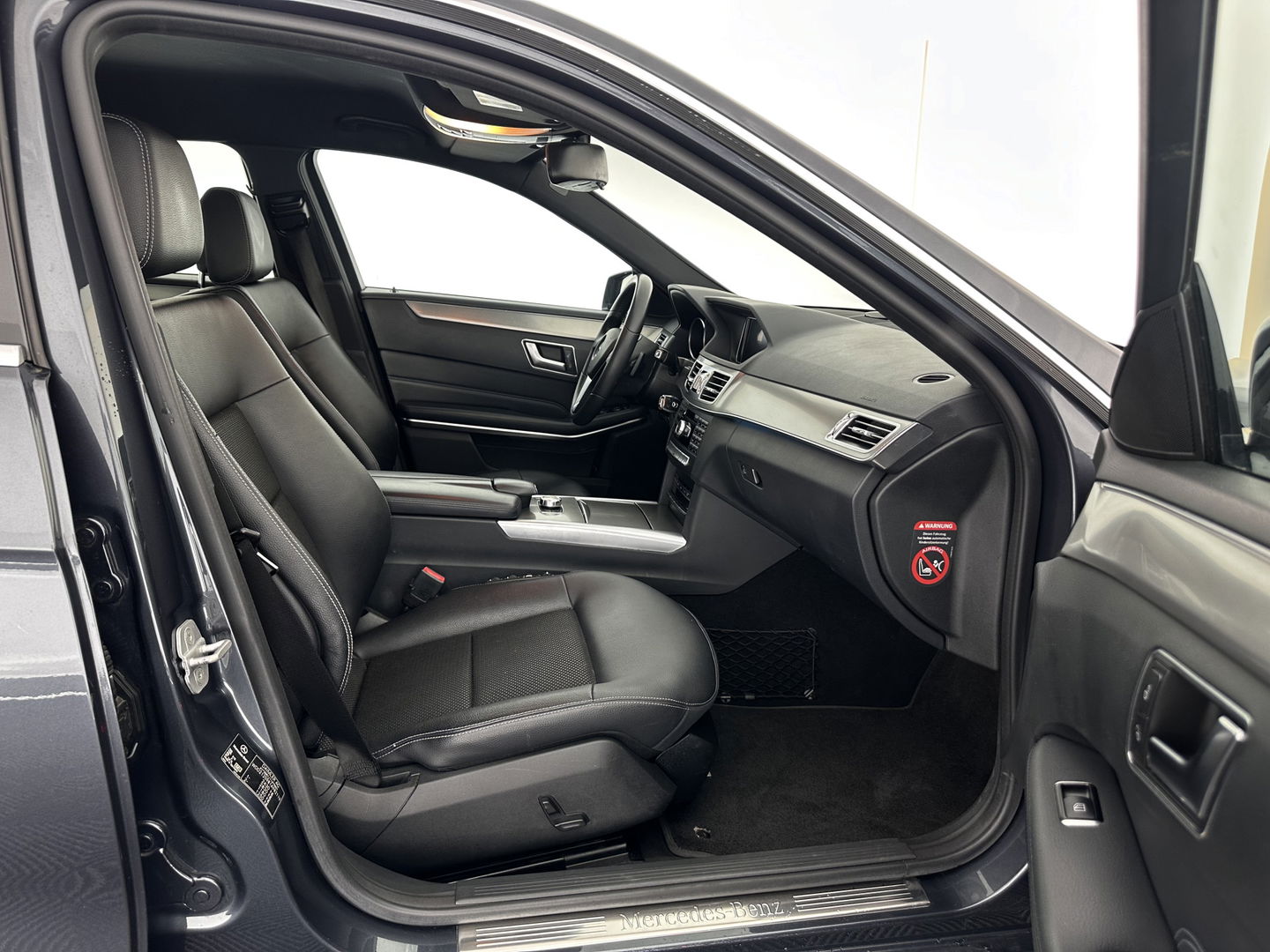 Mercedes-Benz E-Klasse 300 BlueTEC HYBRID Avantgarde Aut. *NAVI-FULLMAP | LEATHER -MICROFIBRE | ECC | PDC | CRUISE | COMFORT-SEATS | 17"ALU*