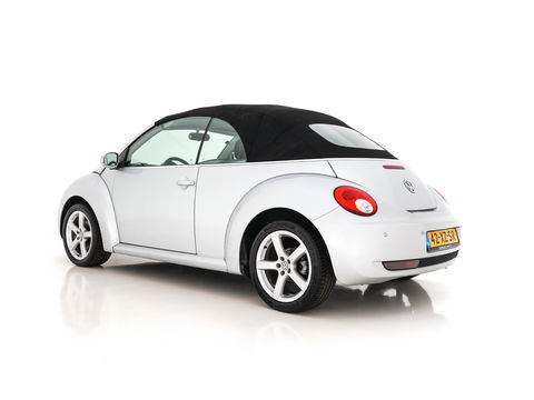 Volkswagen New Beetle Cabriolet 1.6 Highline *AIRCO | CRUISE | PDC | AIRSCARF | COMFORT-SEATS | RADIO-CD | 17''ALU *