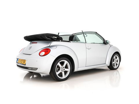 Volkswagen New Beetle Cabriolet 1.6 Highline *AIRCO | CRUISE | PDC | AIRSCARF | COMFORT-SEATS | RADIO-CD | 17''ALU *