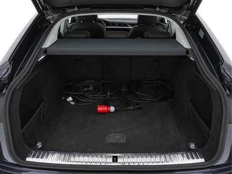 Audi e-tron Sportback 55 Quattro Business-Edition-Plus 95 kWh [ 3-Fase ] Aut. *PANO | ADAPT.CRUISE | DIGI-COCKPIT | MILANO-LUXURY-LEATHER | FULL-LED | MEMORY-PACK | KEYLESS | NAVI-FULLMAP | AUDI-SOUND | COMFORT-SEATS | 20''ALU*