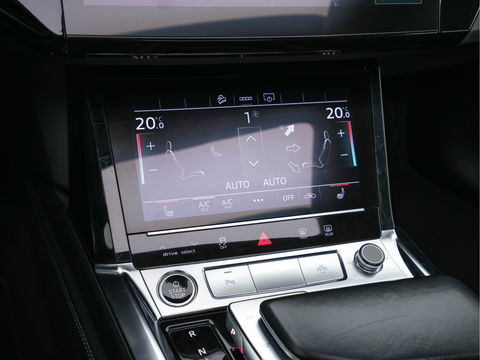 Audi e-tron Sportback 55 Quattro Business-Edition-Plus 95 kWh [ 3-Fase ] Aut. *PANO | ADAPT.CRUISE | DIGI-COCKPIT | MILANO-LUXURY-LEATHER | FULL-LED | MEMORY-PACK | KEYLESS | NAVI-FULLMAP | AUDI-SOUND | COMFORT-SEATS | 20''ALU*