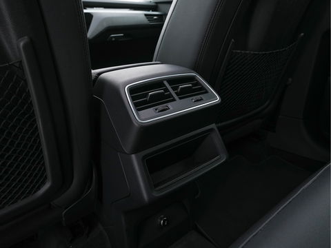 Audi e-tron Sportback 55 Quattro Business-Edition-Plus 95 kWh [ 3-Fase ] Aut. *PANO | ADAPT.CRUISE | DIGI-COCKPIT | MILANO-LUXURY-LEATHER | FULL-LED | MEMORY-PACK | KEYLESS | NAVI-FULLMAP | AUDI-SOUND | COMFORT-SEATS | 20''ALU*
