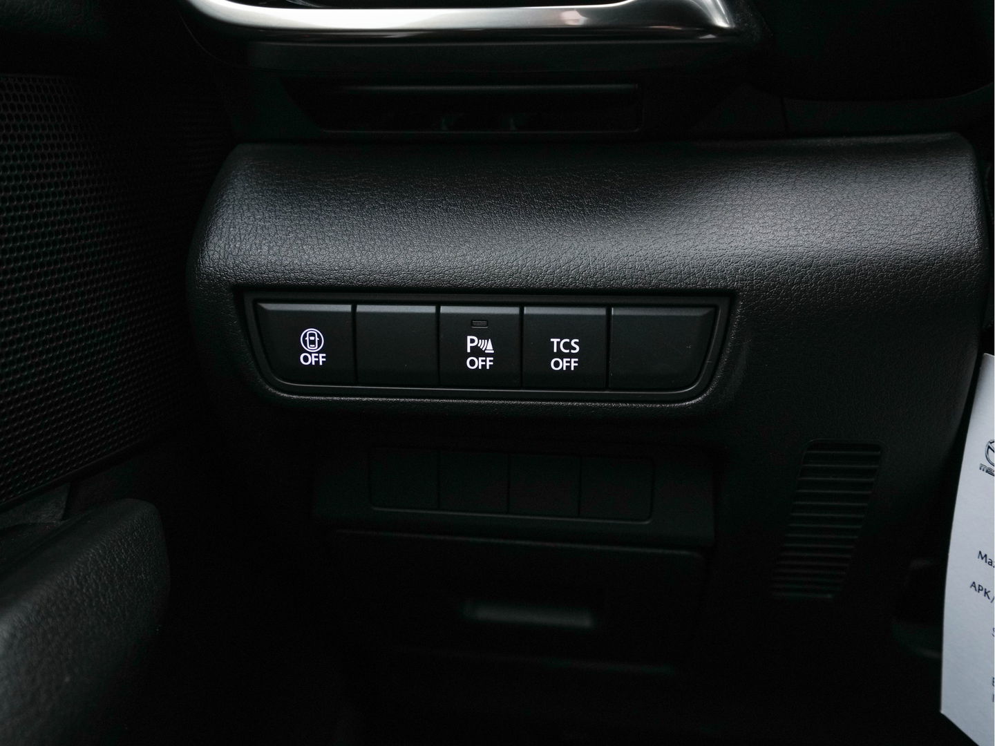 Mazda MX-30 e-SkyActiv 145 Comfort 36 kWh (INCL-BTW) *NAVI-FULLMAP | ADAPTIVE-CRUISE | BLIND-SPOT | FULL-LED | KEYLESS | CAMERA | DAB+ | HEAD-UP | DIGI-COCKPIT | COMFORT-SEATS | 18''ALU*