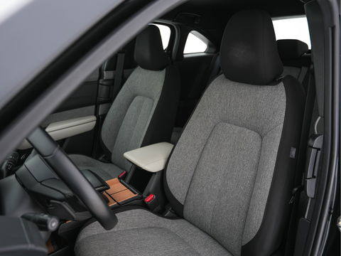 Mazda MX-30 e-SkyActiv 145 Comfort 36 kWh (INCL-BTW) *NAVI-FULLMAP | ADAPTIVE-CRUISE | BLIND-SPOT | FULL-LED | KEYLESS | CAMERA | DAB+ | HEAD-UP | DIGI-COCKPIT | COMFORT-SEATS | 18''ALU*