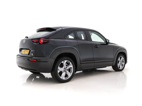 Mazda MX-30 e-SkyActiv 145 Comfort 36 kWh (INCL-BTW) *NAVI-FULLMAP | ADAPTIVE-CRUISE | BLIND-SPOT | FULL-LED | KEYLESS | CAMERA | DAB+ | HEAD-UP | DIGI-COCKPIT | COMFORT-SEATS | 18''ALU*