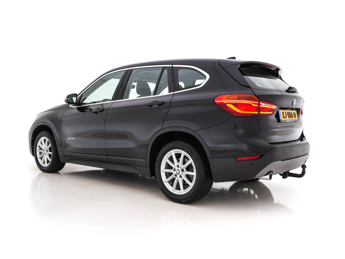 BMW X1 sDrive16d Centennial Executive *NAVI-FULLMAP | FULL-LED | ECC | PDC | CRUISE | TOWBAR | COMFORT-SEATS |  17''ALU *