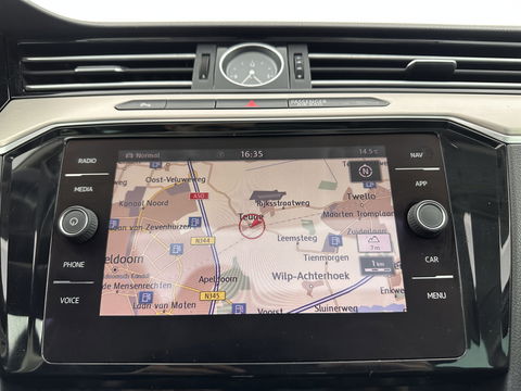 Volkswagen Passat Variant 2.0 BiTDI 4Motion Highline Executive-Pack Aut. *PANO | ADAPTIVE-CRUISE | DIGI-COCKPIT | NAVI-FULLMAP | LEATHER-ALCANTARA | FULL-LED | ERGONOMIC-COMFORT-SEATS | KEYLESS | ECC | PARKPILOT | TOWBAR | 17''ALU*