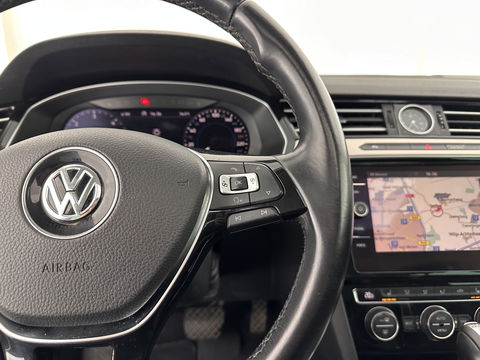 Volkswagen Passat Variant 2.0 BiTDI 4Motion Highline Executive-Pack Aut. *PANO | ADAPTIVE-CRUISE | DIGI-COCKPIT | NAVI-FULLMAP | LEATHER-ALCANTARA | FULL-LED | ERGONOMIC-COMFORT-SEATS | KEYLESS | ECC | PARKPILOT | TOWBAR | 17''ALU*