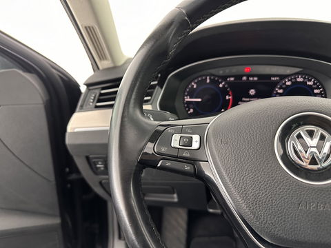 Volkswagen Passat Variant 2.0 BiTDI 4Motion Highline Executive-Pack Aut. *PANO | ADAPTIVE-CRUISE | DIGI-COCKPIT | NAVI-FULLMAP | LEATHER-ALCANTARA | FULL-LED | ERGONOMIC-COMFORT-SEATS | KEYLESS | ECC | PARKPILOT | TOWBAR | 17''ALU*