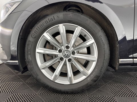 Volkswagen Passat Variant 2.0 BiTDI 4Motion Highline Executive-Pack Aut. *PANO | ADAPTIVE-CRUISE | DIGI-COCKPIT | NAVI-FULLMAP | LEATHER-ALCANTARA | FULL-LED | ERGONOMIC-COMFORT-SEATS | KEYLESS | ECC | PARKPILOT | TOWBAR | 17''ALU*