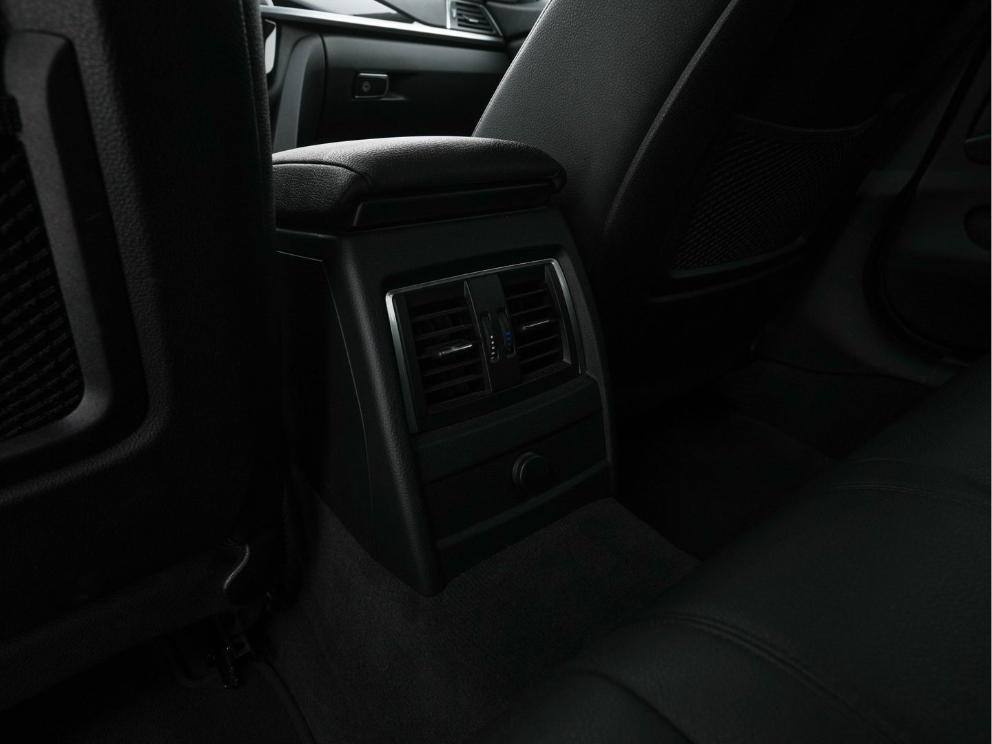 BMW 4 Serie Gran Coupé 418d High Executive *DAKOTA-FULL-LEATHER | LED-LIGHTS | NAVI-FULLMAP | ECC | PDC | CRUISE | SPORT-SEATS | 19''ALU*