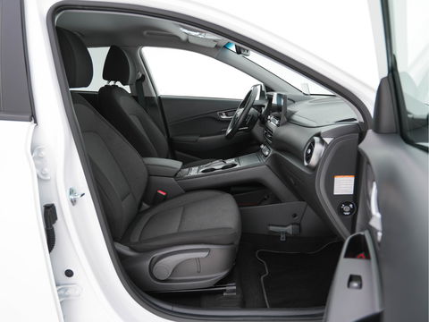 Hyundai KONA EV Fashion 39 kWh NEW MODEL [ 3-Fase ] Aut. *HEAT-PUMP | NAVI-FULLMAP | DIGI-COCKPIT | FULL-LED | KRELL-AUDIO | LANE-ASSIST | KEYLESS | CAMERA | HEAD-UP | SHIFT-PADDLES | DAB | ADAPT.CRUISE | COMFORT-SEATS | 17 "ALU*