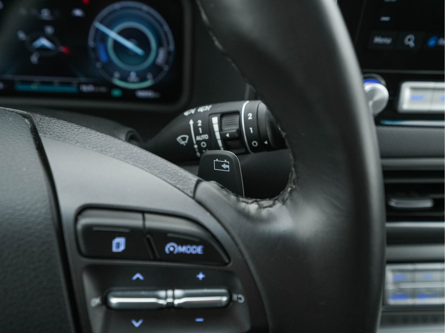 Hyundai KONA EV Fashion 39 kWh NEW MODEL [ 3-Fase ] Aut. *HEAT-PUMP | NAVI-FULLMAP | DIGI-COCKPIT | FULL-LED | KRELL-AUDIO | LANE-ASSIST | KEYLESS | CAMERA | HEAD-UP | SHIFT-PADDLES | DAB | ADAPT.CRUISE | COMFORT-SEATS | 17 "ALU*