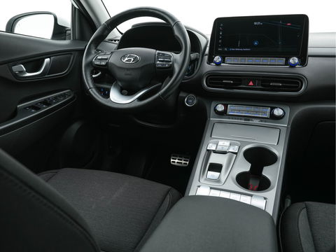 Hyundai KONA EV Fashion 39 kWh NEW MODEL [ 3-Fase ] Aut. *HEAT-PUMP | NAVI-FULLMAP | DIGI-COCKPIT | FULL-LED | KRELL-AUDIO | LANE-ASSIST | KEYLESS | CAMERA | HEAD-UP | SHIFT-PADDLES | DAB | ADAPT.CRUISE | COMFORT-SEATS | 17 "ALU*