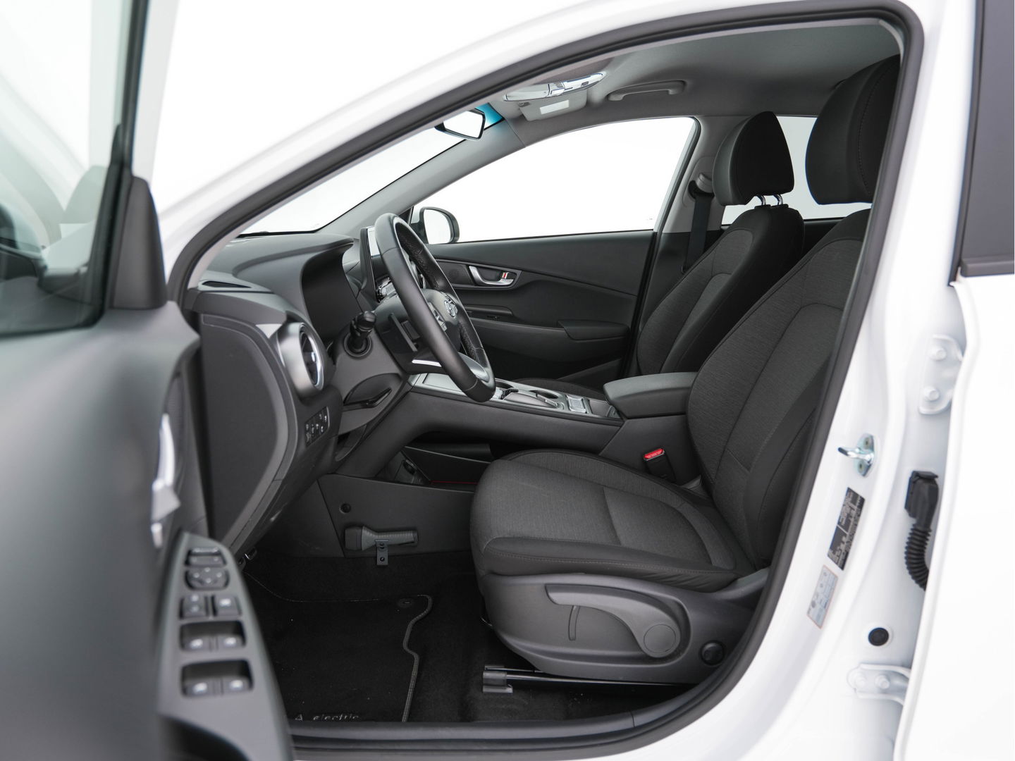 Hyundai KONA EV Fashion 39 kWh NEW MODEL [ 3-Fase ] Aut. *HEAT-PUMP | NAVI-FULLMAP | DIGI-COCKPIT | FULL-LED | KRELL-AUDIO | LANE-ASSIST | KEYLESS | CAMERA | HEAD-UP | SHIFT-PADDLES | DAB | ADAPT.CRUISE | COMFORT-SEATS | 17 "ALU*