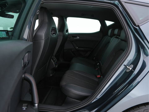CUPRA Leon 1.4 e-Hybrid VZ Business Aut. * DIGI-COCKPIT | LED-LIGHTS | ADAPT.CRUISE | LEATHER-MICROFIBRE | SHIFT-PADDLES | CAMERA | DAB | CUPRA-CONNECT | LANE-ASSIST | KEYLESS | AMBIENT-LIGHT | SPORT-SEATS | 19"A