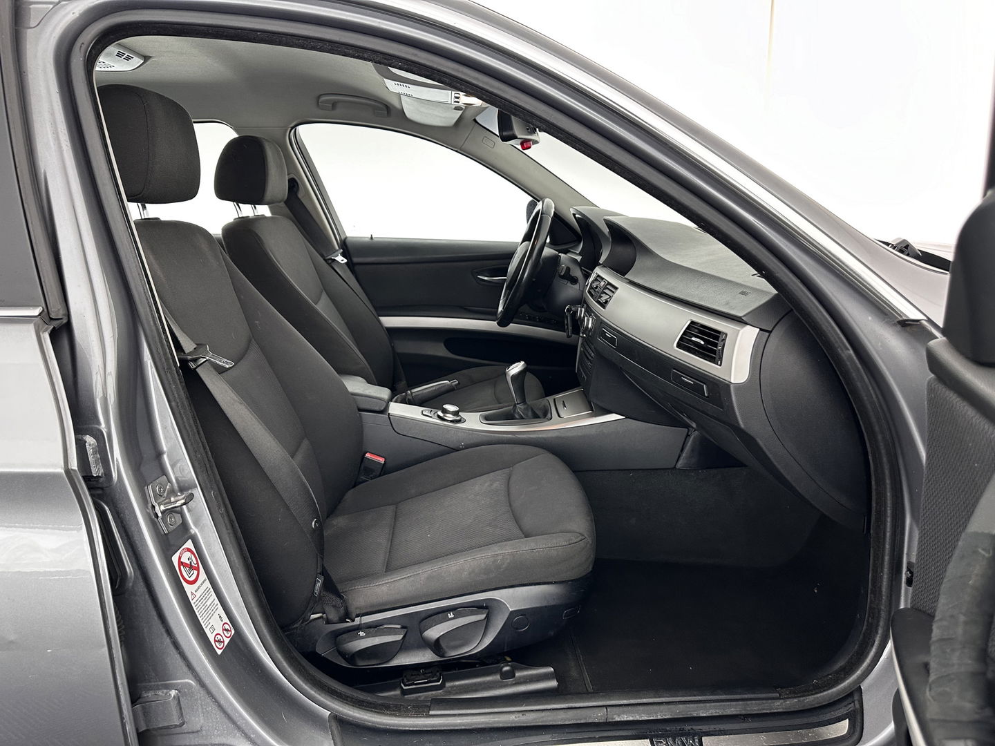 BMW 3 Serie Touring 316i Business Line Sport-Pack ! LOOPT-OP-2-CILINDERS ! *NAVI-FULLMAP | ECC | PDC | CRUISE | COMFORT-SEATS | 17"ALU*