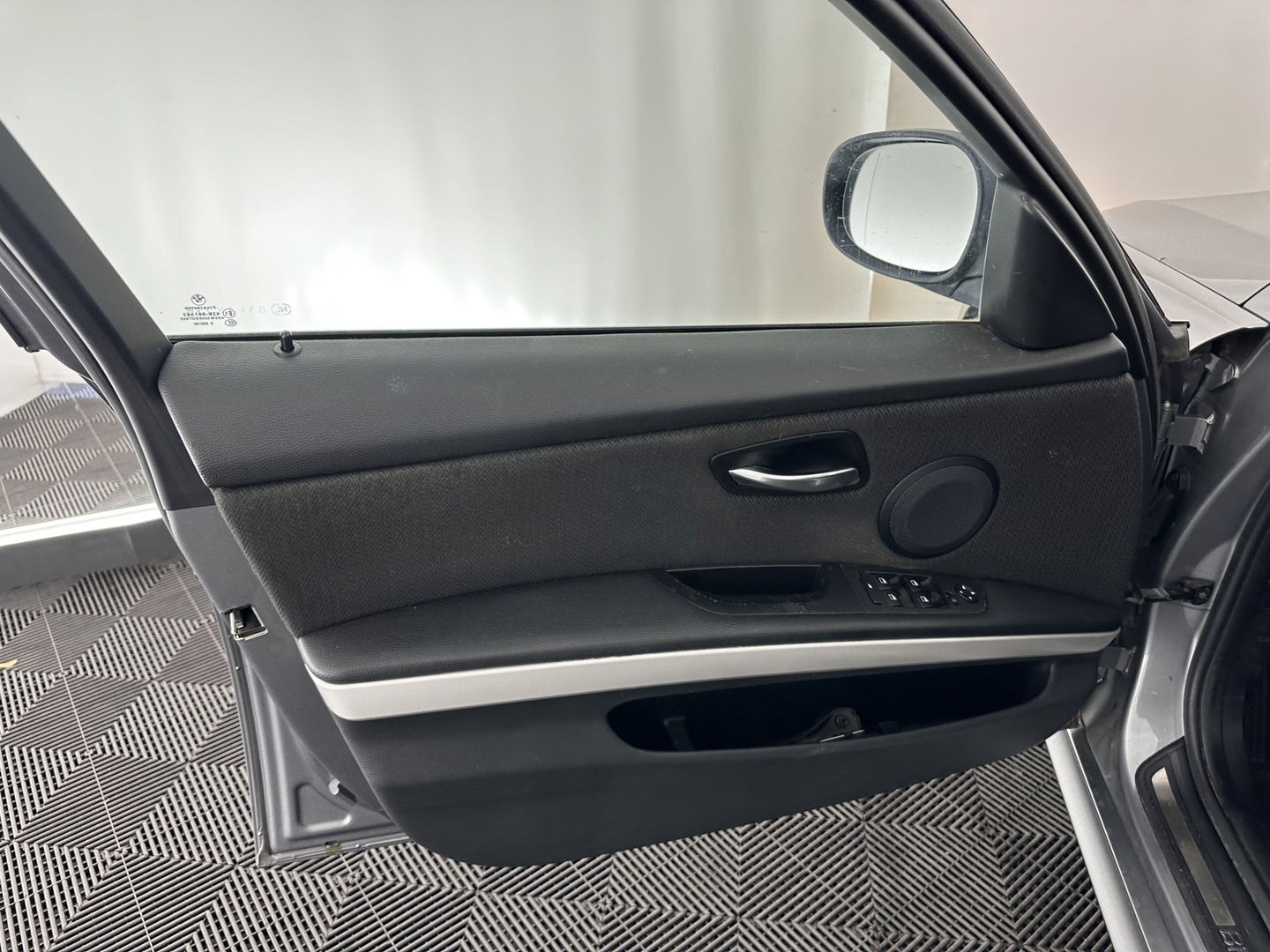 BMW 3 Serie Touring 316i Business Line Sport-Pack ! LOOPT-OP-2-CILINDERS ! *NAVI-FULLMAP | ECC | PDC | CRUISE | COMFORT-SEATS | 17"ALU*