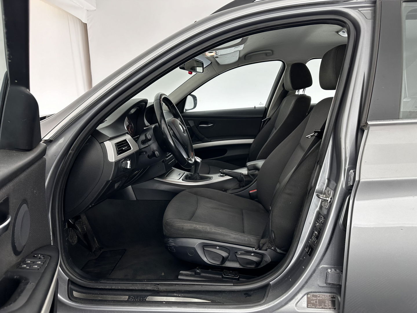 BMW 3 Serie Touring 316i Business Line Sport-Pack ! LOOPT-OP-2-CILINDERS ! *NAVI-FULLMAP | ECC | PDC | CRUISE | COMFORT-SEATS | 17"ALU*