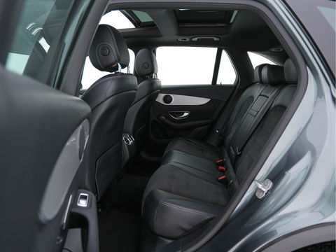 Mercedes-Benz GLC 220 d 4MATIC Ambition AMG-Styling Aut. *PANO | FULL-LED | LEATHER-ALCANTARA | NAVI-FULLMAP | SHIFT-PADDLES | AMBIENT-LIGHT | ECC | PDC | CRUISE | SPORT-SEATS | 20''ALU*